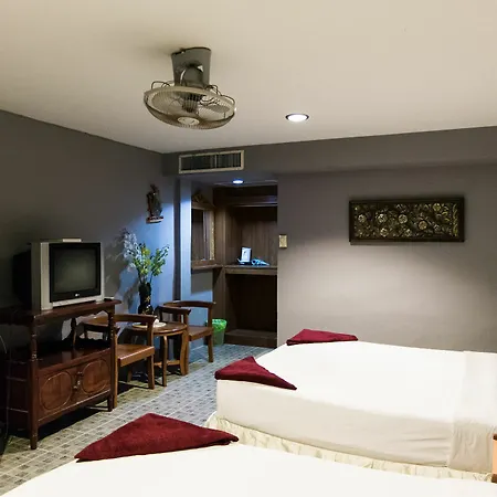 Haad Rin Hill Bungalow